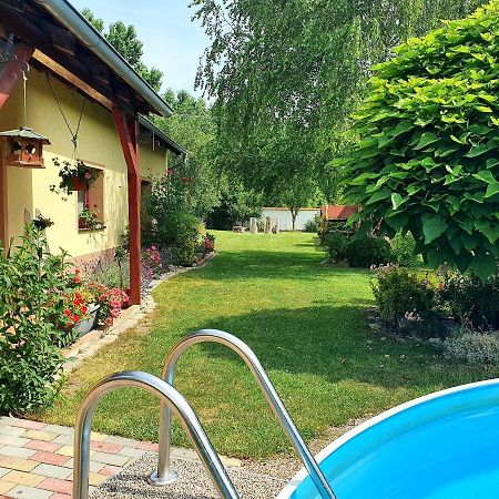 Ubytovani U Spacku Palava Novosedly  Exterior foto