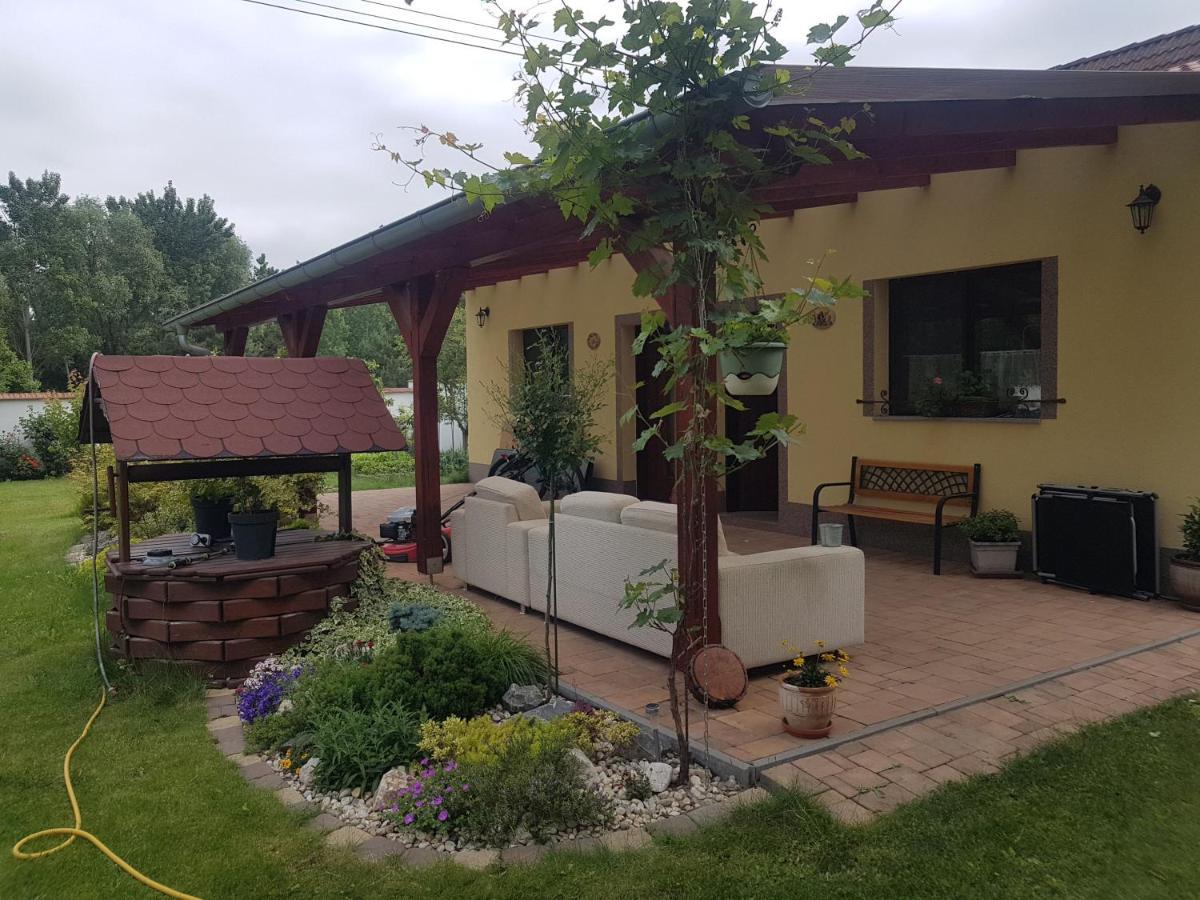 Ubytovani U Spacku Palava Novosedly  Exterior foto